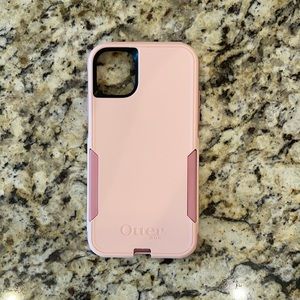 Otterbox IPhone 11 pink mauve case.  Great condition